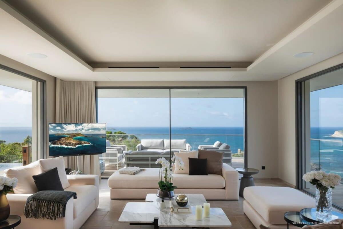 On A Hill Side Villa With Superb Amenities St. Barthelemy Buitenkant foto