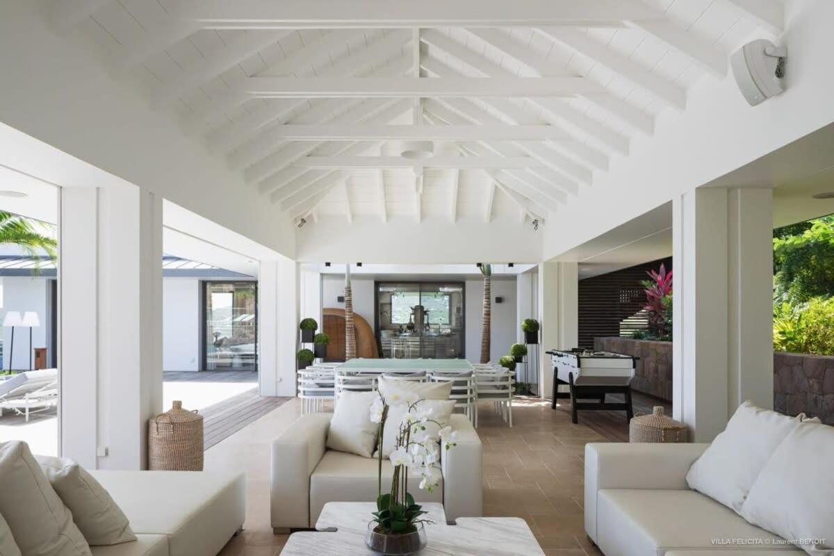 On A Hill Side Villa With Superb Amenities St. Barthelemy Buitenkant foto