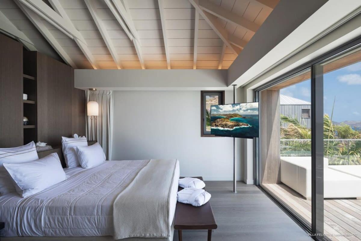 On A Hill Side Villa With Superb Amenities St. Barthelemy Buitenkant foto