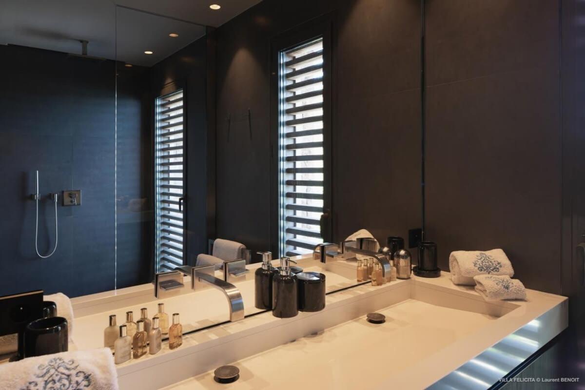 On A Hill Side Villa With Superb Amenities St. Barthelemy Buitenkant foto