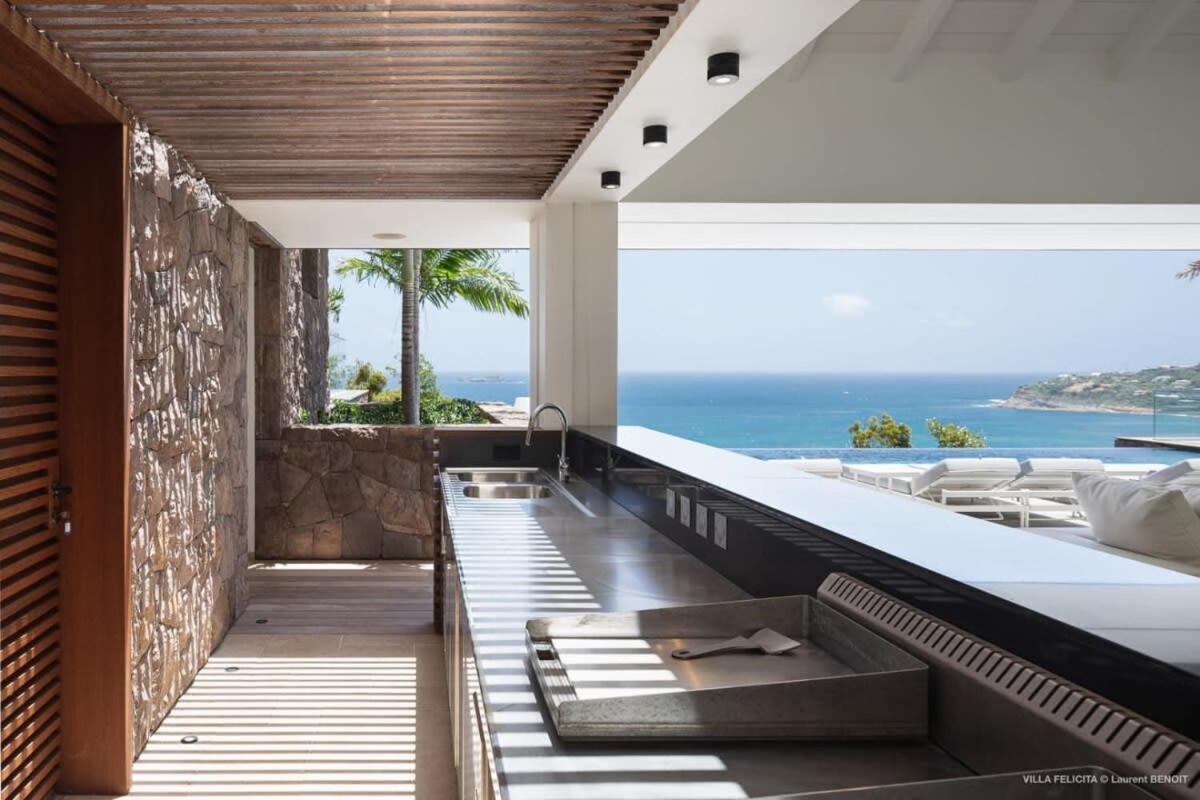 On A Hill Side Villa With Superb Amenities St. Barthelemy Buitenkant foto